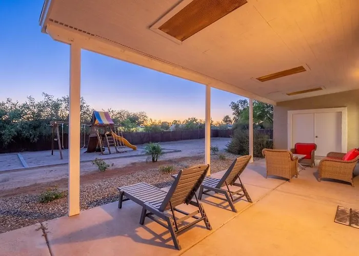 67th Street Villa
