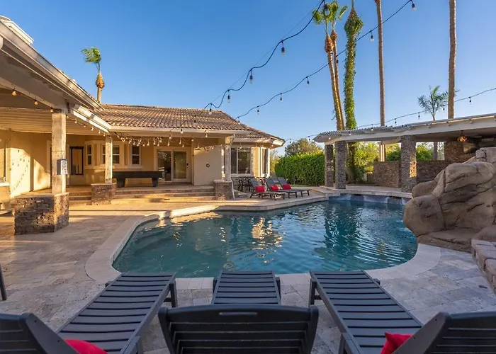 67th Street Villa