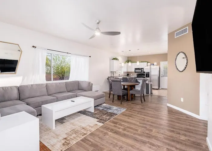 67th Street Villa