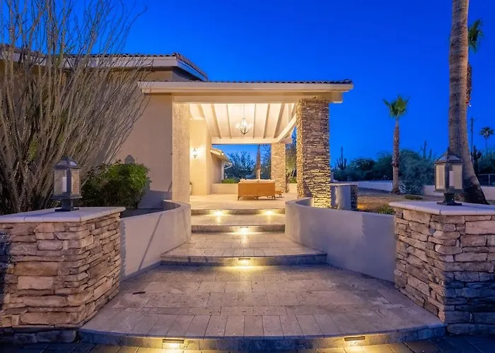 Villa 67th Street *